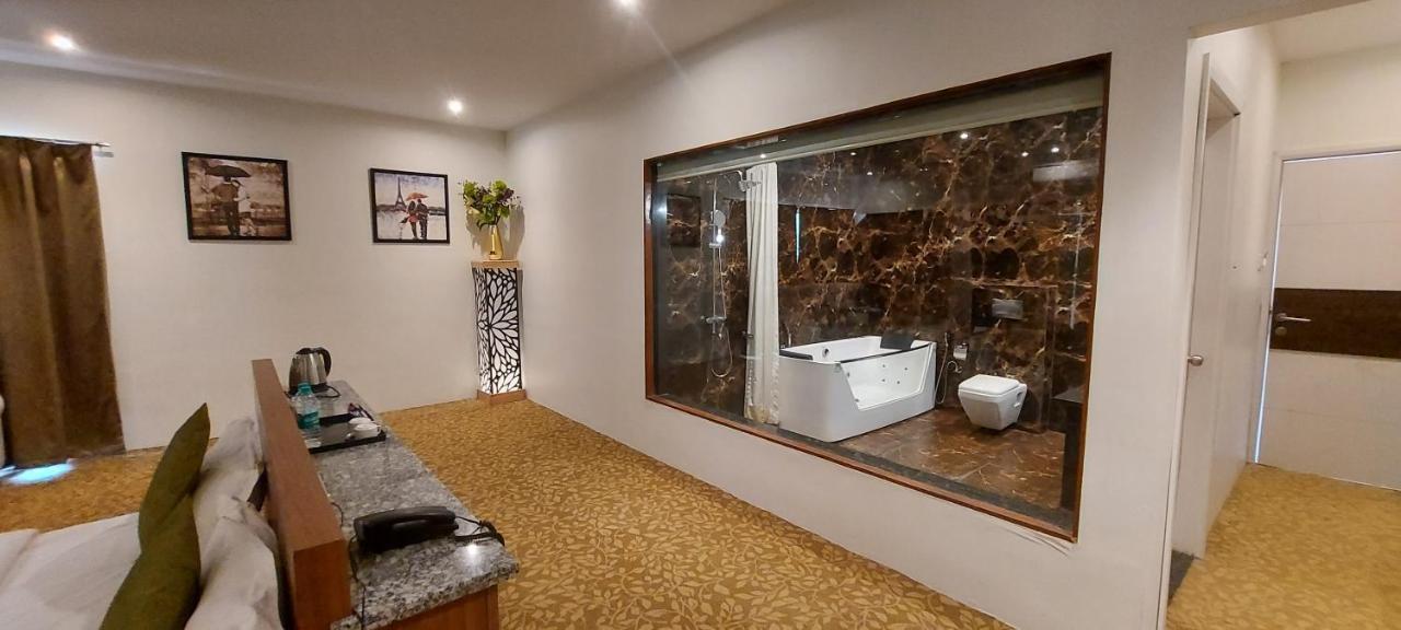 The Windmill Resorts Mālvan Extérieur photo